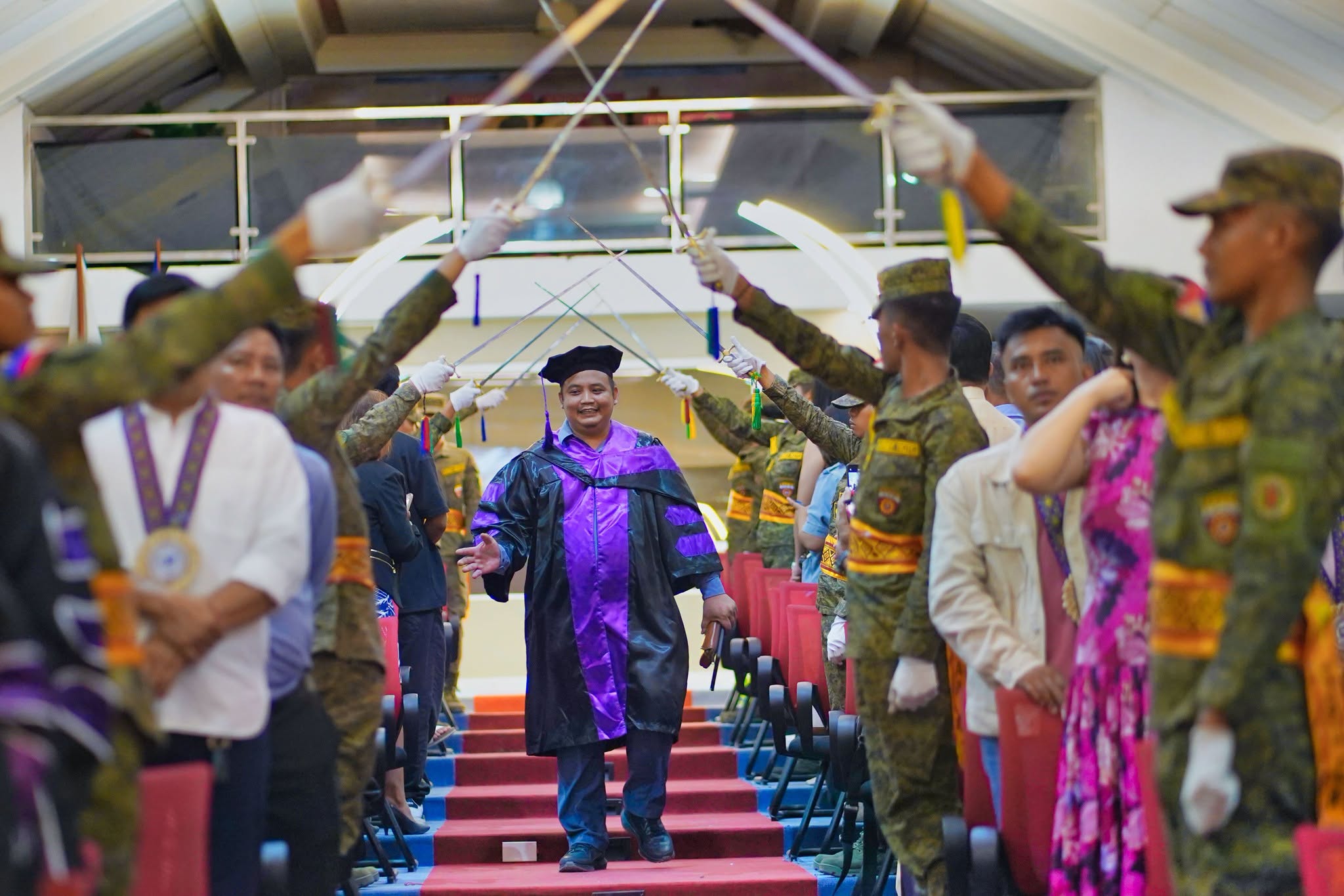 24TH-GRAD-COL-PHOTOSET photo 8